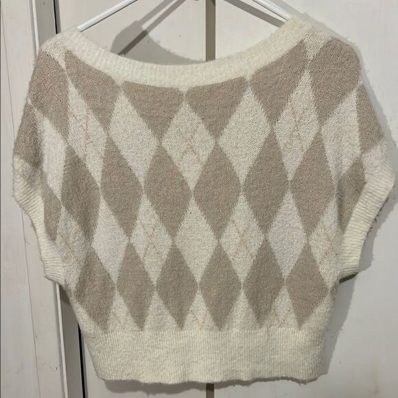 Free People Chic Argyle Tan White V-Neck Sweater - Picture 8 of 10